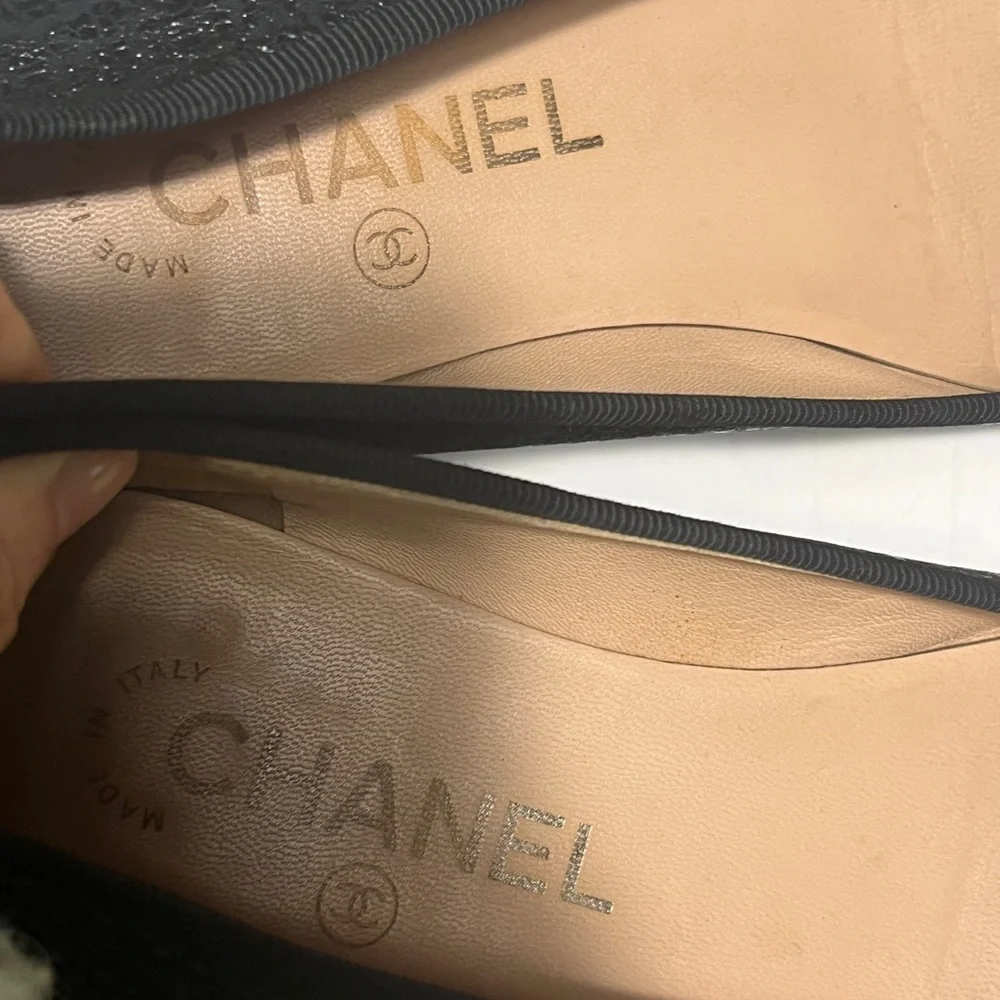 CHANEL Textured Black Loafers